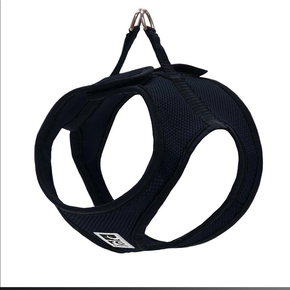 NEW only worn 3 times as a puppy. CLEAN!